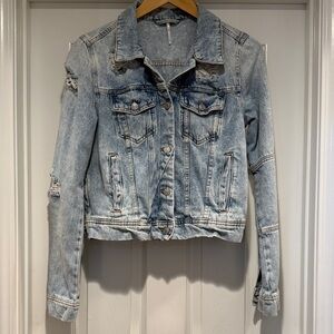 NWOT Free People Denim Jacket 🦋